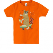 Дитяча футболка з ведмедем в окулярах на скейті
