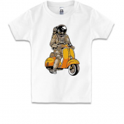 Детская футболка Космонавт на скутере