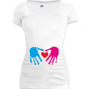 Женская удлиненная футболка Сердце в руках