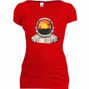 Подовжена футболка з космонавтом Відображення