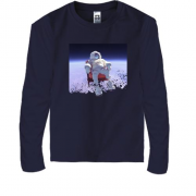 Детская футболка с длинным рукавом с астронавтом в кресле