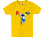Детская футболка с космонавтом и планетами на штанге