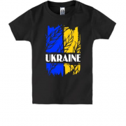 Детская футболка с надписью Ukraine на фоне флага