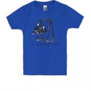 Дитяча футболка З москалем на гойдалцi