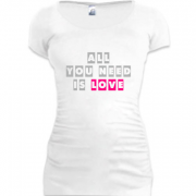 Женская удлиненная футболка All you need is love