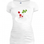 Женская удлиненная футболка Малина в молоке
