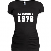 Женская удлиненная футболка На земле с 1976