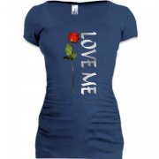 Женская удлиненная футболка "Love Me"