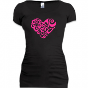Женская удлиненная футболка с красивым сердечком