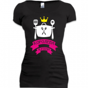 Женская удлиненная футболка Королева кухни