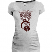 Женская удлиненная футболка с волком и наушниками в пастии