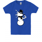 Детская футболка со снеговиком и пистолетом