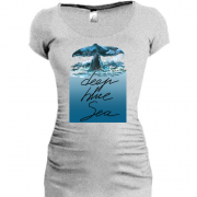 Подовжена футболка з китом "deep blue sea"