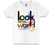 Дитяча футболка з плямами "Look at the world differentty"