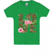Детская футболка с надписью LOVE и розами