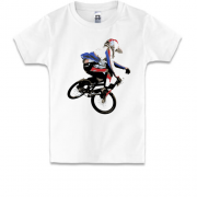 Детская футболка Велосипедист делает трюк