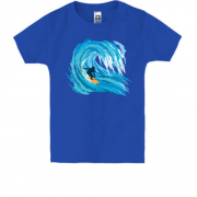 Детская футболка с серфингистом под волной