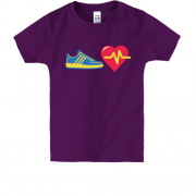 Дитяча футболка з кросівком і серцем