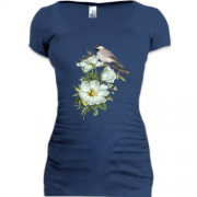 Подовжена футболка з птицею на гілці з квітами