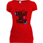 Подовжена футболка з написом "treat or trick"
