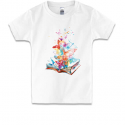 Детская футболка c книгой и бабочками