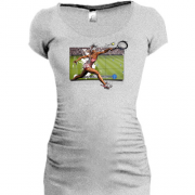 Подовжена футболка з тенісисткою на полі