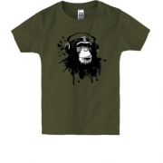 Детская футболка с обезьяной в наушниках