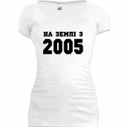 Подовжена футболка На землі з 2005